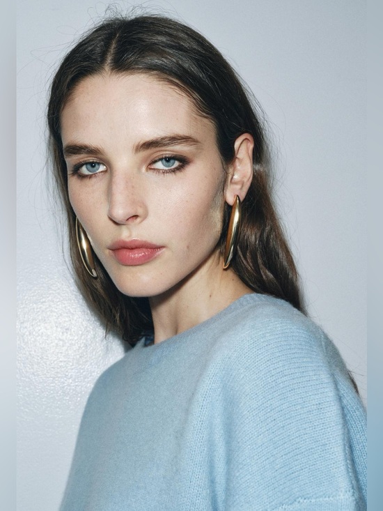 Zara Jewelry - NWT. Zara Golden Metal Long Teardrop Dangle Earrings.